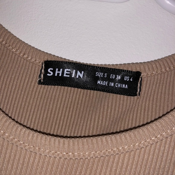 Asymmetrical Rib-Knit Crop Tank 🤎 - Picture 3 of 4